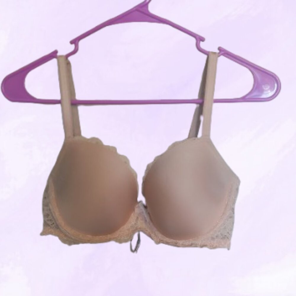 Victoria's dream angels lined demi bra with lace in tan light brown size 32DD.